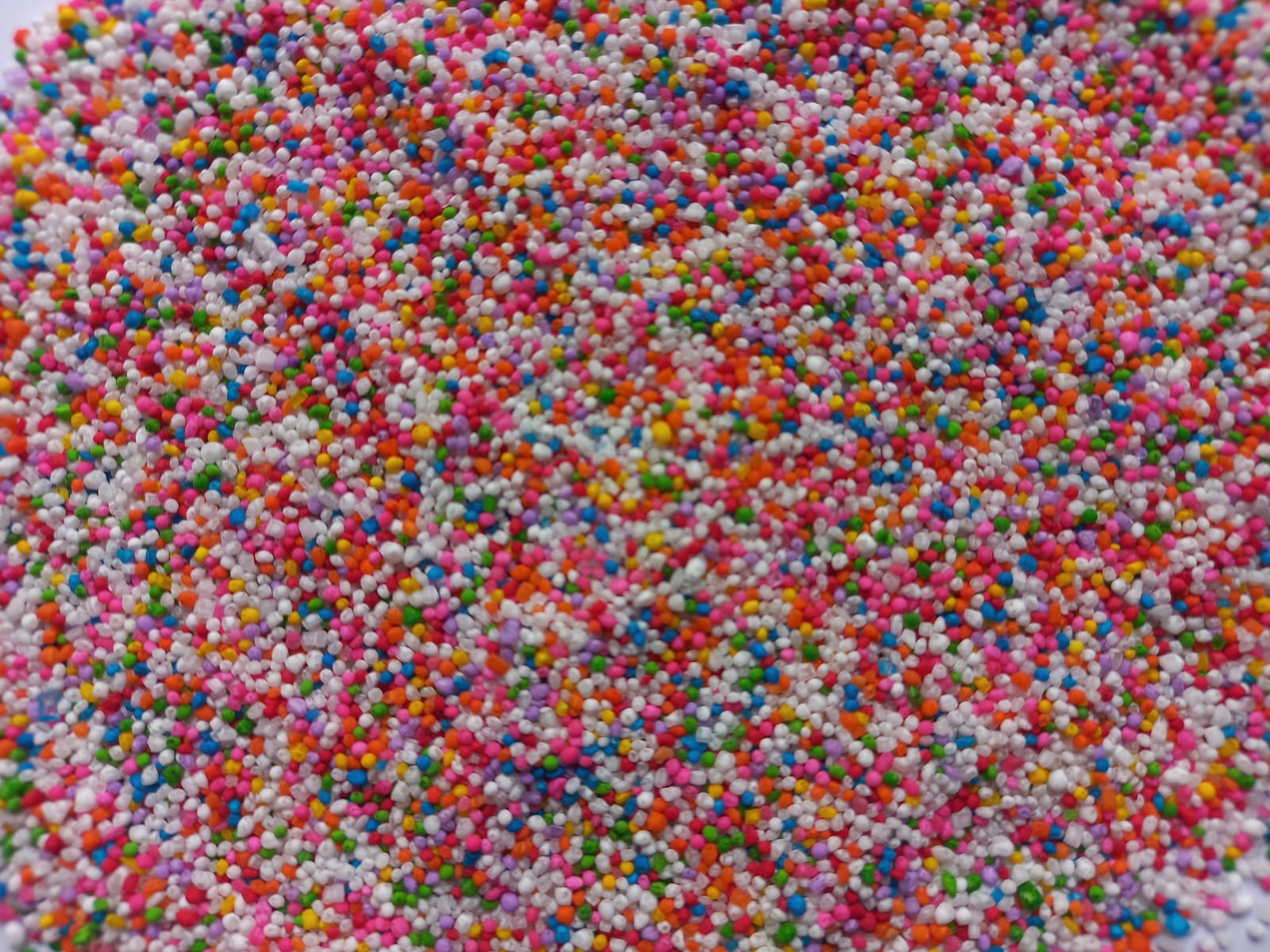 100s and 1000s (hundreds and thousands - sprinkles - nonpareils)